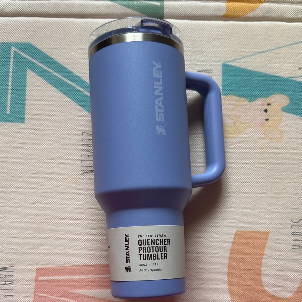 Stanley Lavender Quencher Tumbler with Handle
